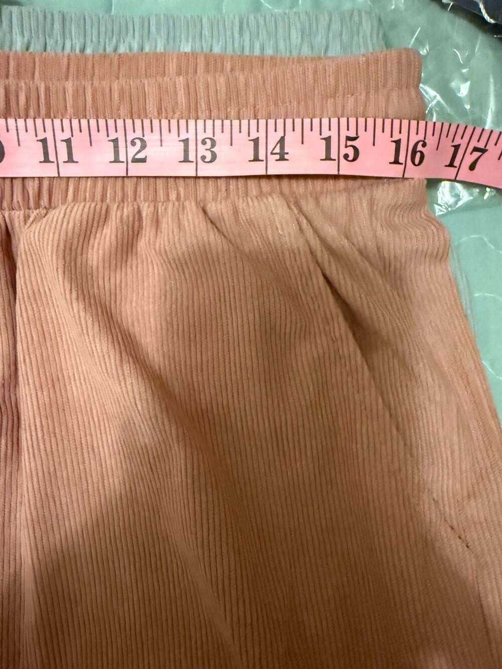 2 pairs Hasizhe Industry 1978 Corduroy Shorts Size M